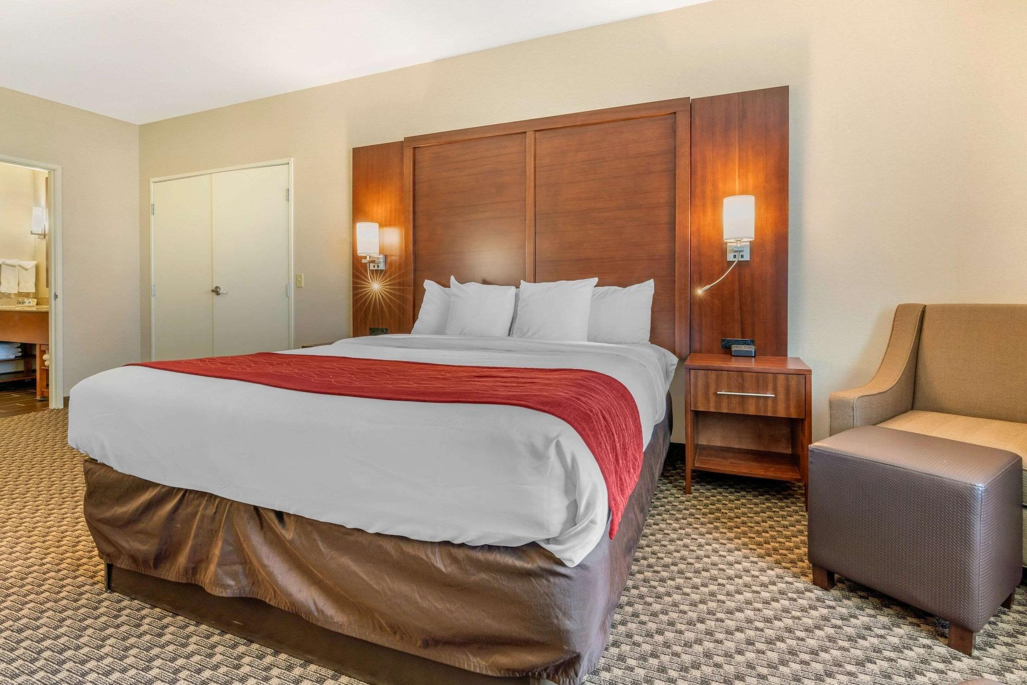 Hotel Comfort & - Lodi North Galt