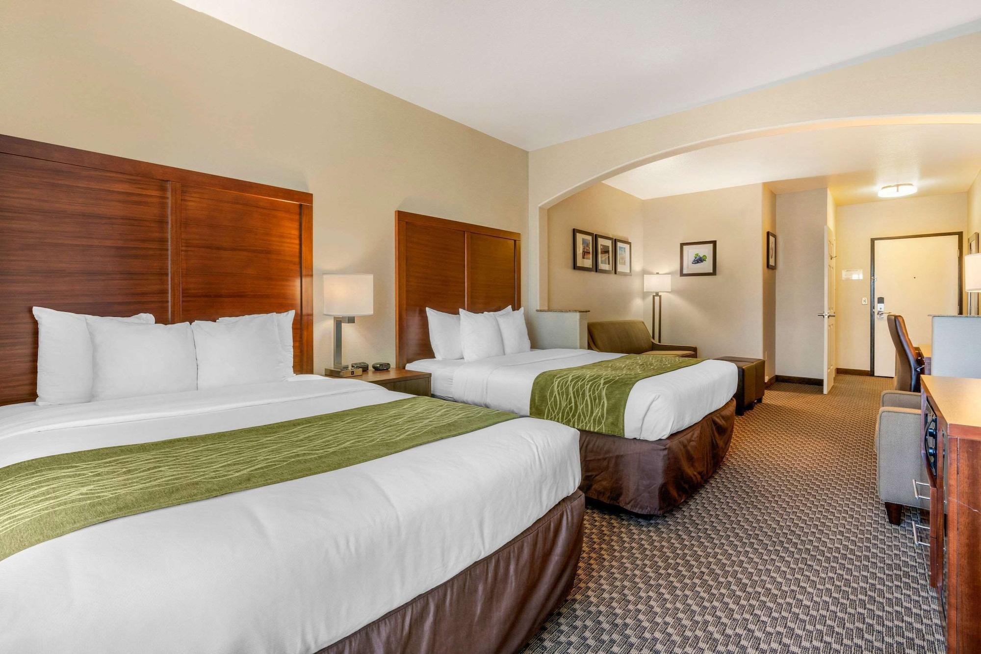 Hotel Comfort & - Lodi North Galt