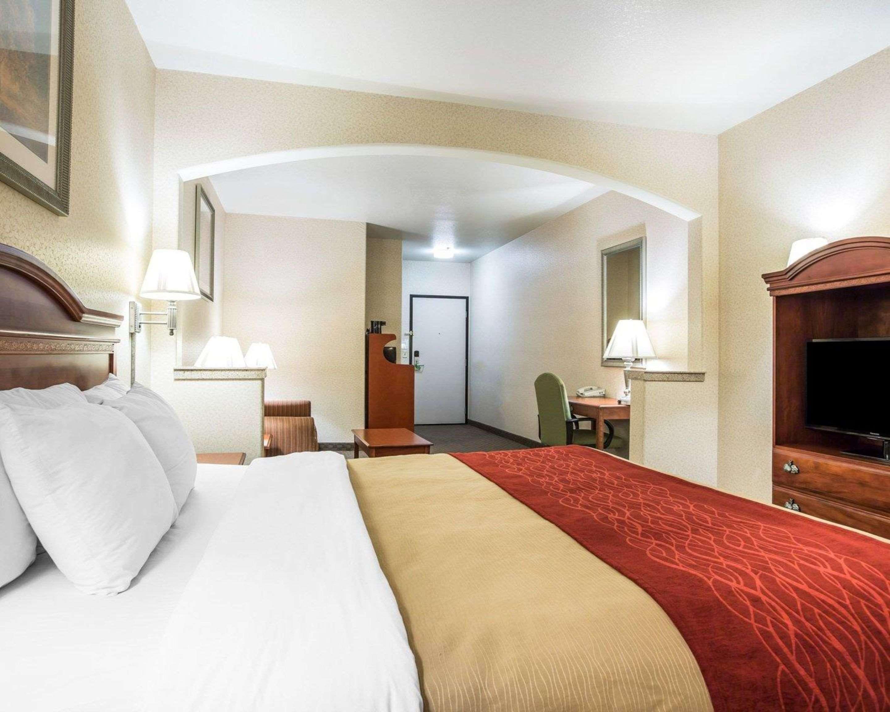 Hotel Comfort & - Lodi North