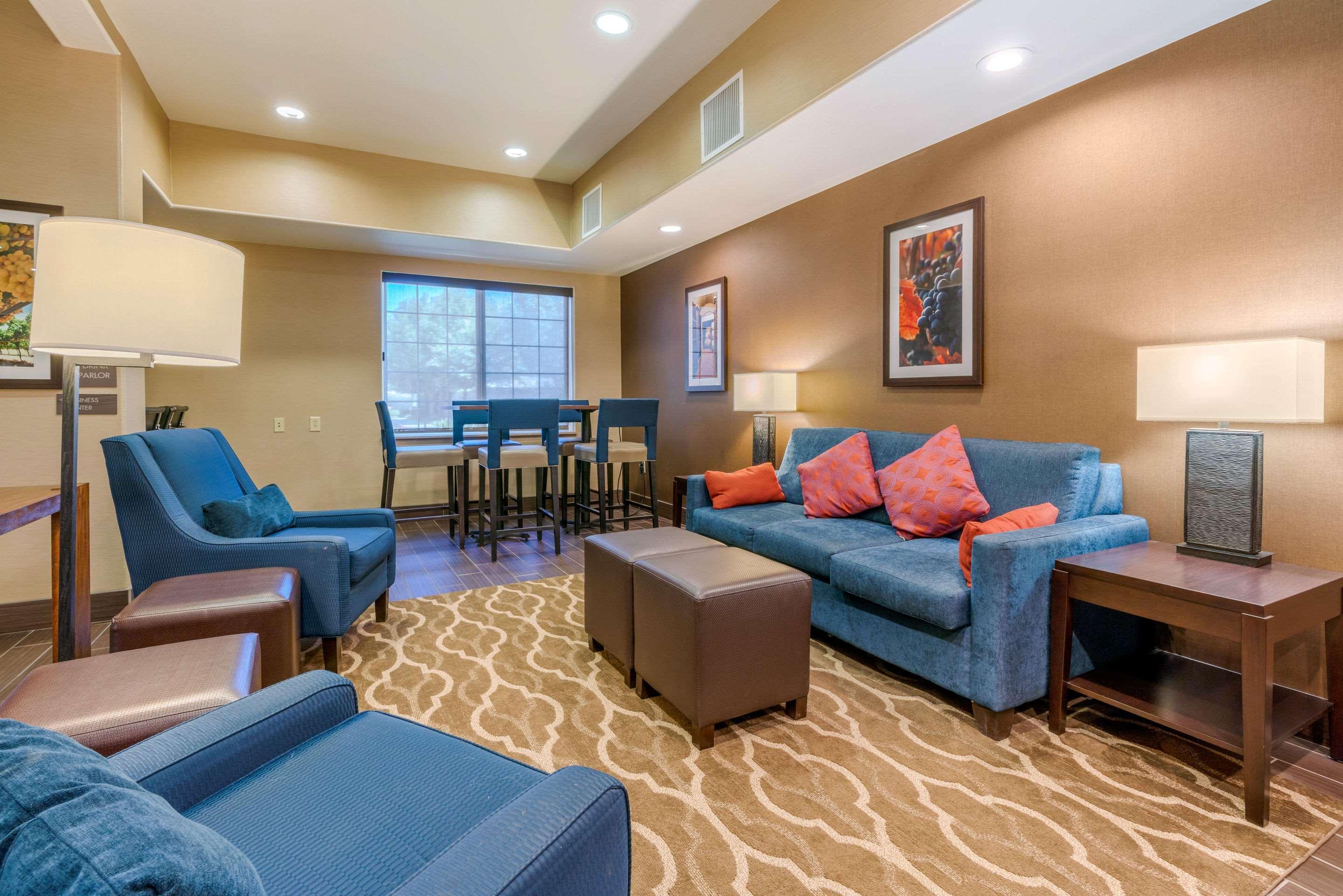 Comfort & - Lodi North Hotel