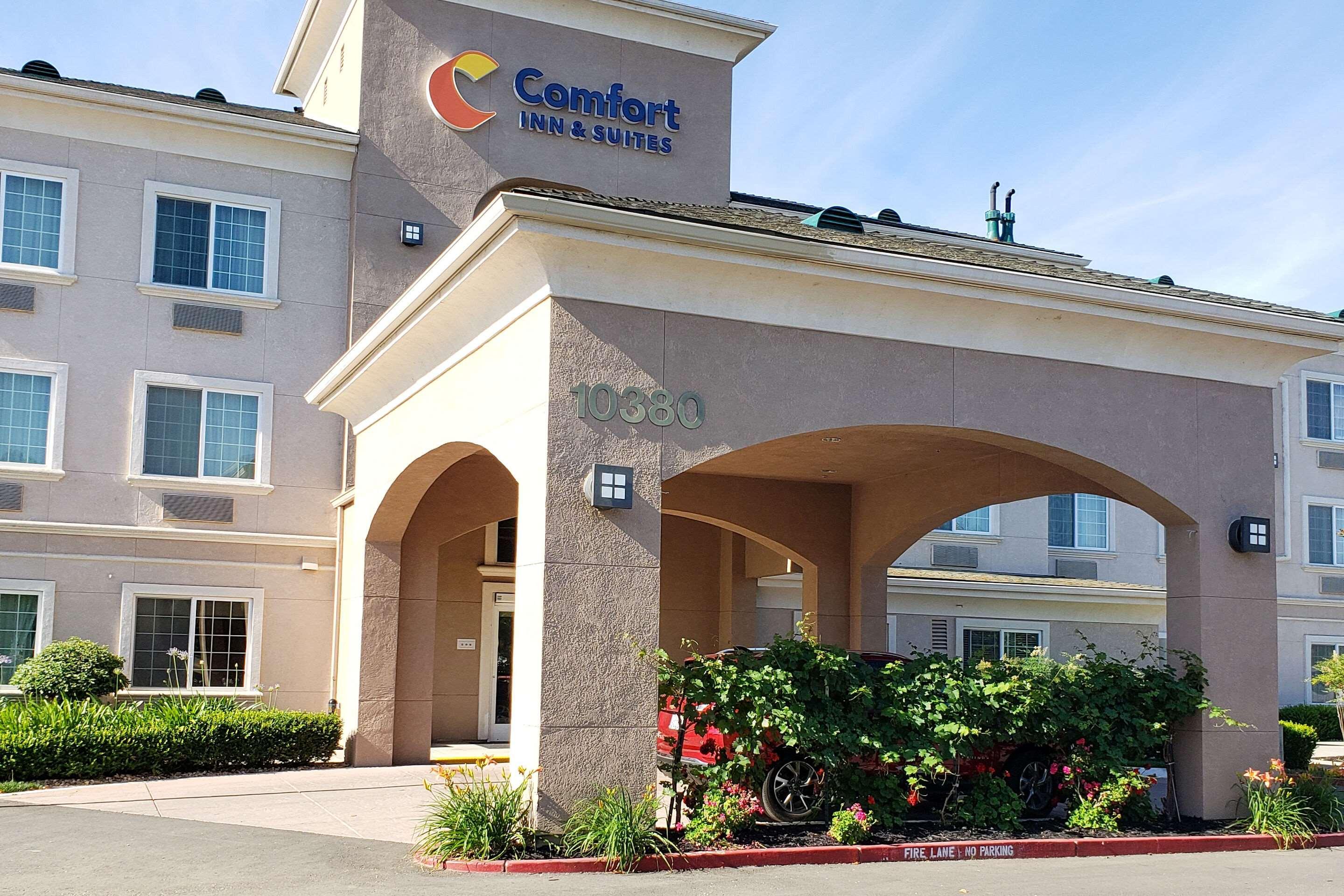 Hotel Comfort & - Lodi North