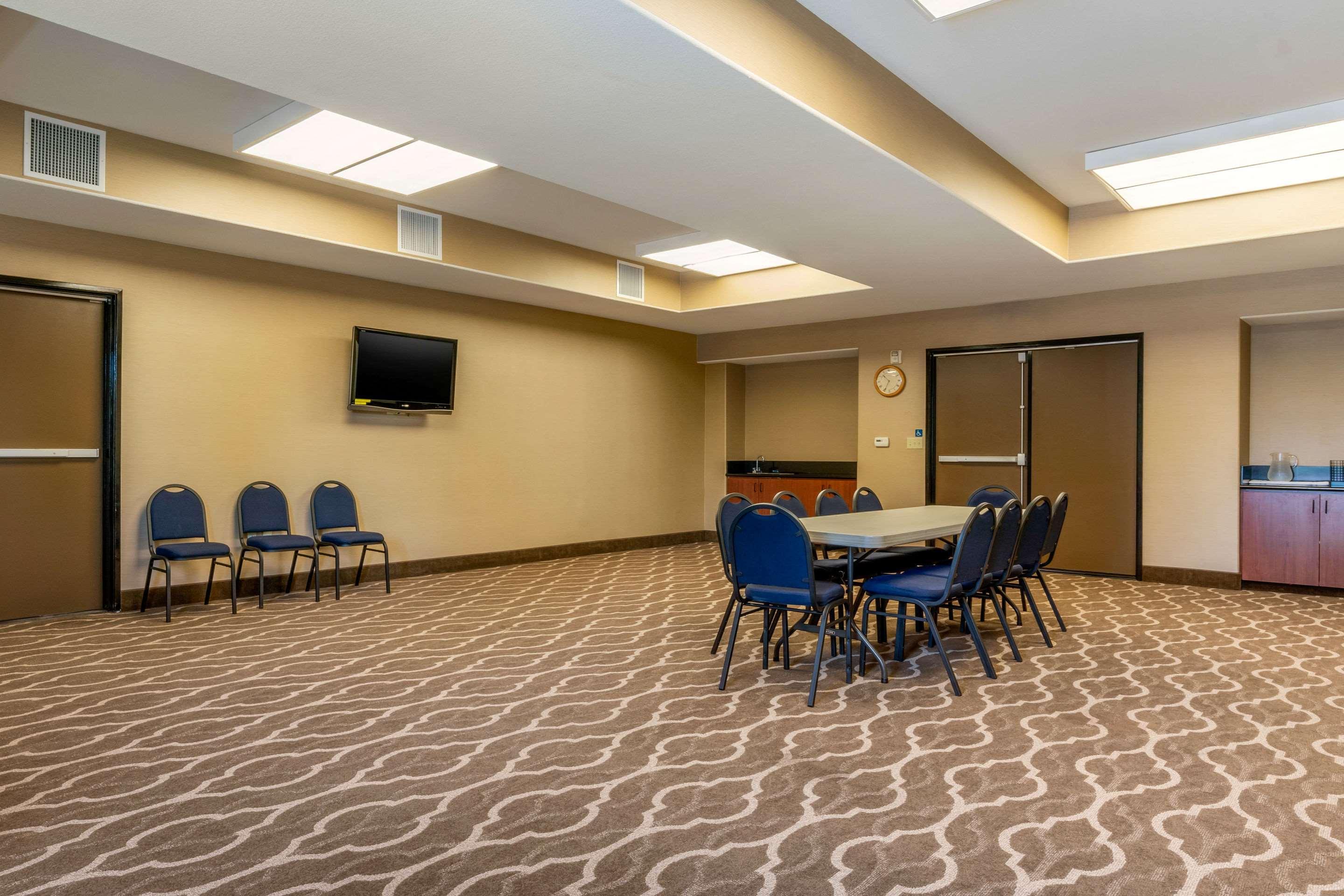 Comfort & - Lodi North 3*